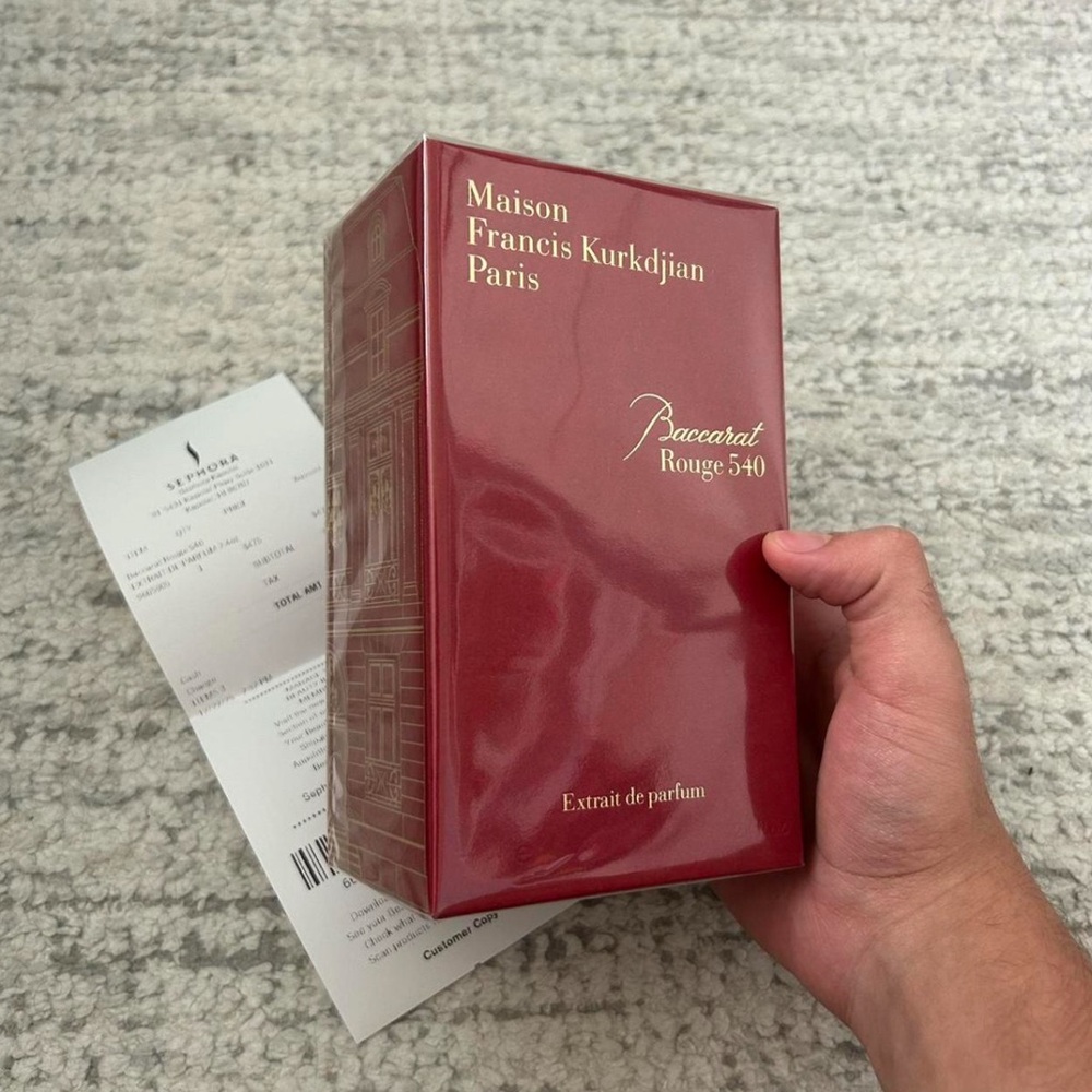Maison Francis Kurkdjian Red and Gold Perfume Box - Picture 3 of 5